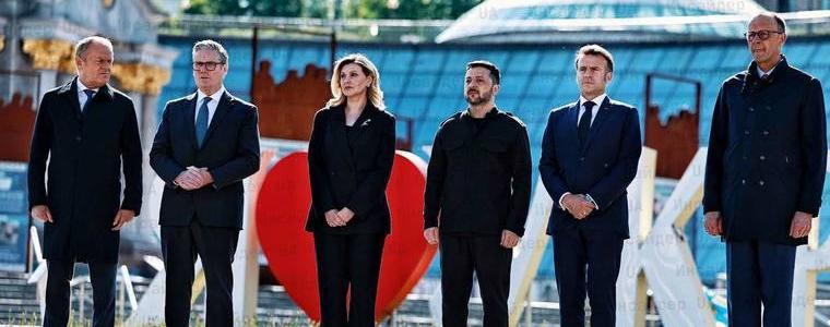 Макрон, Мерц, Стармър и Туск са в Киев, за да покажат "непоколебима" подкрепа за Украйна