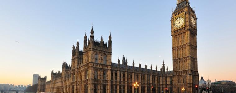 Миграцията към Великобритания намалява, идват опасенията за недостиг на работници