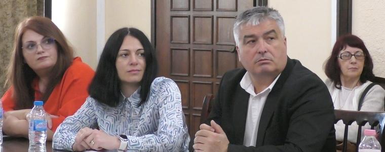 Обновяват 8 междублокови пространства в Добрич по трансграничен проект (ВИДЕО)