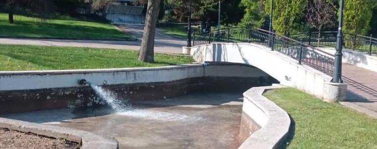 Приключи почистването на езерото в Градския парк на Добрич