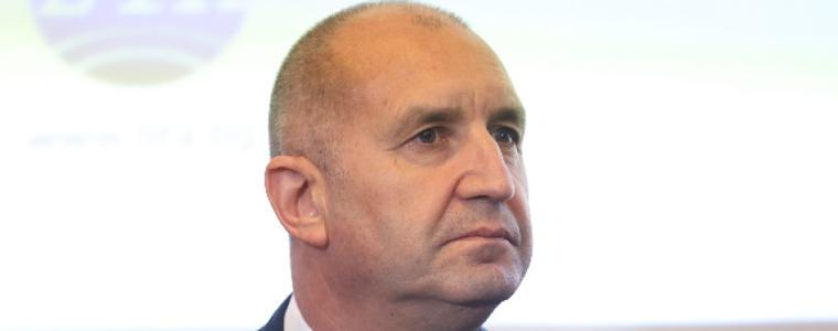 Румен Радев предупреди за риск от обедняване след влизане в еврозоната