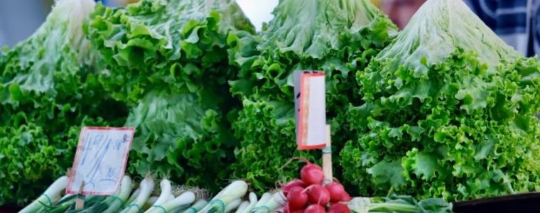 Зеленчуците поевтиняват, скача цената на пилешкото, брашното и олиото