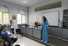 Актрисата Гергана Стоянова бе гост на ПГАС в Добрич