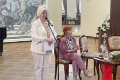 Елка Няголова представи в родния си Добрич две нови поетични книги (СНИМКИ)