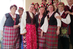 Фолклорната група към читалището в с. Карапелит ще участва в кулинарен фестивал в Разградско