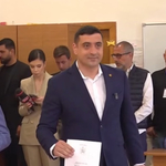 Изборите в Румъния: На балотаж отиват Симион и Дан