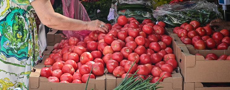 АНКЕТА: Какви са цените на продукцията на пазара в Добрич? (ВИДЕО)