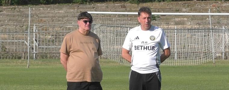Атанас Атанасов: Мисля, че ще направим конкурентоспособен отбор за Елита (ВИДЕО)