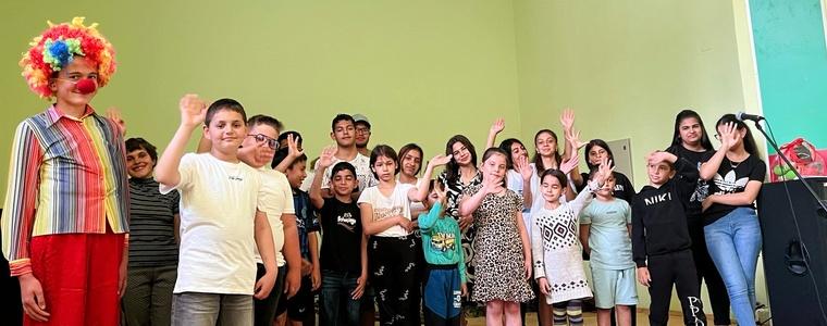 Детски празник с усмивки и обещания в с. Ловчанци (СНИМКИ)
