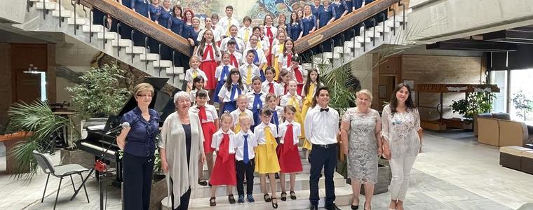Препълнена зала за премиерата на хоровата композиция „Irish Blessing” 