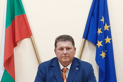Живко Желязков с поздрав по случай празника на служителите в държавната администрация
