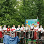 Дъжд, песни и танци на Славната канара