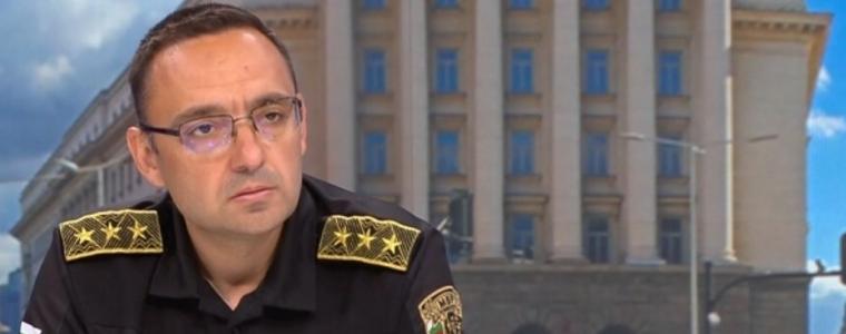 Главен комисар Александър Джартов: На този етап няма хора в опасност от пожарите, но ситуацията е динамична