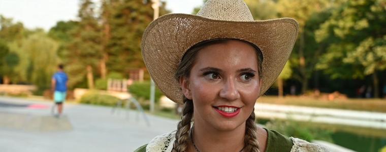 Кая от Америка с добри впечатления от България (ВИДЕО)