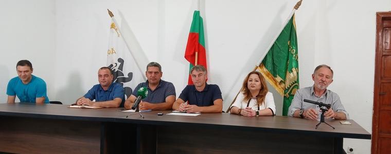 „ Възраждане“ иска оставката на кмета