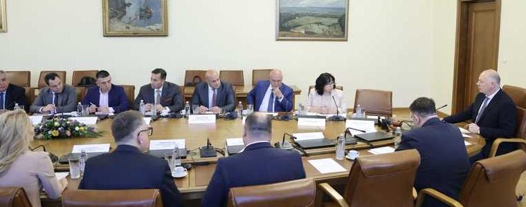 Правителството с допълнителни мерки срещу необоснованото покачване на цените 