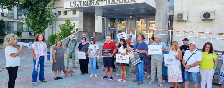 Протест и в Добрич в подкрепа на арестувания кмет на Варна Благомир Коцев