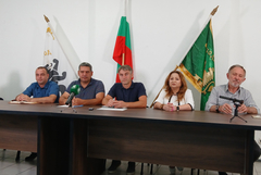 „ Възраждане“ иска оставката на кмета