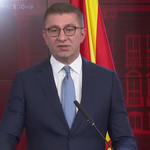 Мицкоски готов на общ документ с България за "многовековната македонска идентичност и език"