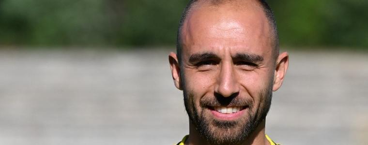 ФУТБОЛ: Добруджа се раздели със Симеон Вешев