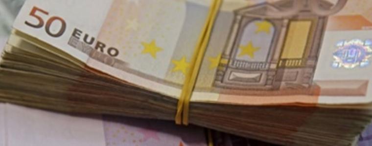 Трима задържани при специализирана полицейска операция за фалшиви евробанкноти
