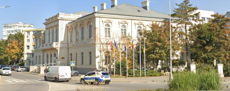 Външният министър на Румъния: Руското знаме няма място в нито един румънски град 