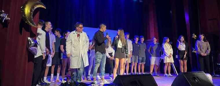 ЧОУ „Мария Монтесори“ и ЧПГТП „Райко Цончев“ откриха учебната година със специално тържество (СНИМКИ)