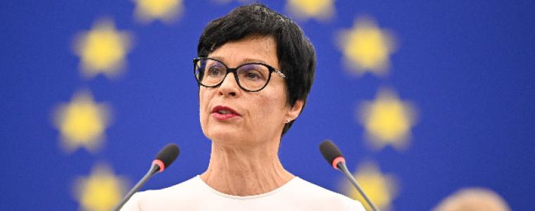 Еврокомисарят по разширяването призова за незабавни преговори с Украйна за членство в ЕС