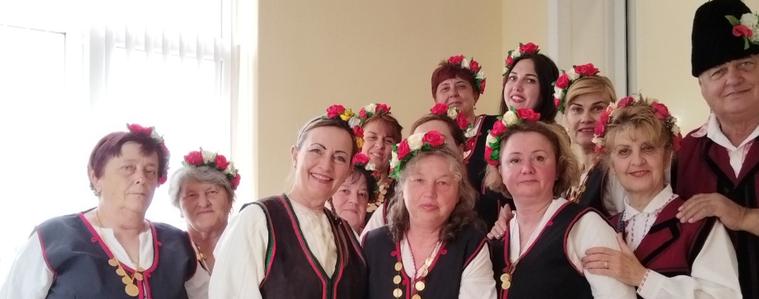 Фолклорната група към читалището в с. Карапелит ще участва във фестивал в Тулча, Румъния