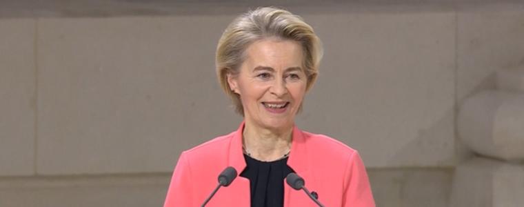 Фон дер Лайен: Предлагаме пълна забрана за вноса на руски втечнен газ в ЕС
