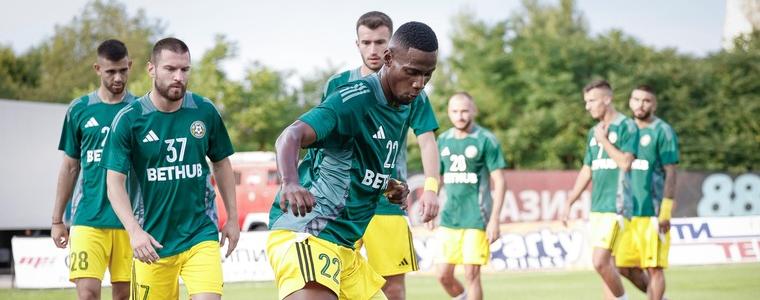 ФУТБОЛ: Добруджа запълва паузата с контрола срещу Спартак (Варна)