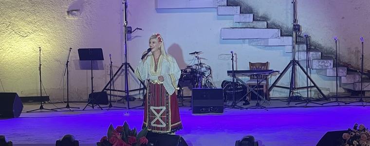 Нелина и много гости развълнуваха публиката в летния театър на Добрич (СНИМКИ)