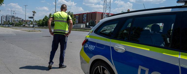 Забранява се движението на тирове по "Хемус", "Тракия" и "Струма" днес до 13 часа