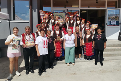 Отлично представяне за певческата група от село Царевец на националния събор в Драгиново (СНИМКИ)