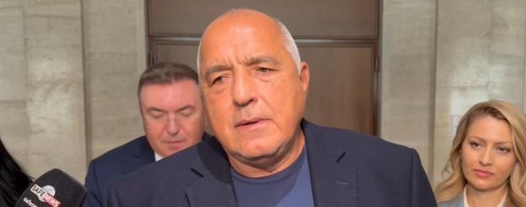 Борисов защити промените в законите за службите