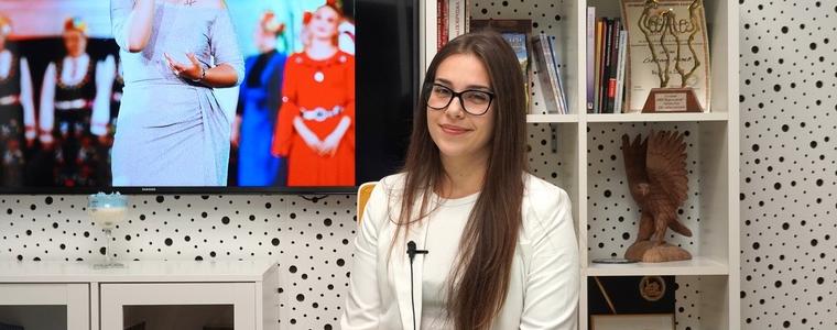 Доротея Петкова: Ставам все по-уверена като преподавател (ВИДЕО)