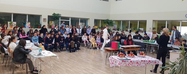 Избори и ябълки в ЧЕУ "Леонардо да Винчи" (СНИМКИ)