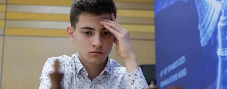Момчил Петков продължава без загуба на Европейското отборно първенство по шахмат