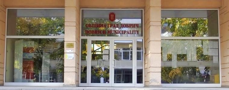 Община Добрич: До момента има сигнал за едно паднало дърво заради силния вятър