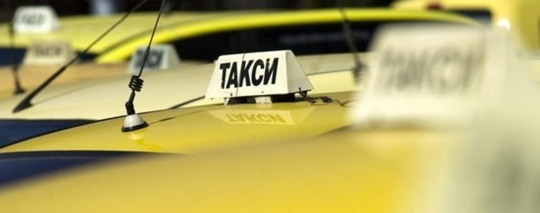 Последен срок за пренастройване на апаратите в таксита в лева и евро