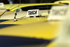 Последен срок за пренастройване на апаратите в таксита в лева и евро