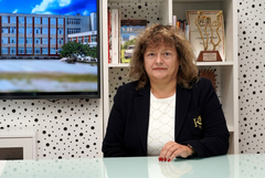 СУ „Любен Каравелов“ отбелязва 40 години с тържествен концерт „Светлината продължава“ (ВИДЕО)