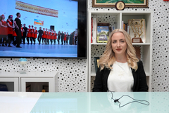 Тя...жената!: Жана Стефанова - ръководител на студио за певци "Shining voices" в Добрич (ВИДЕО)
