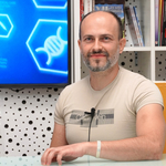 Д-р Косте Костойчиноски: Лекарят може да е успешен, ако има желание да се развива (ВИДЕО)
