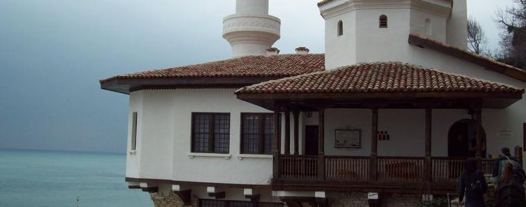 "Двореца" с кампания за откриване на архивни снимки и мебели „Младоженската стая на градската Добруджа“