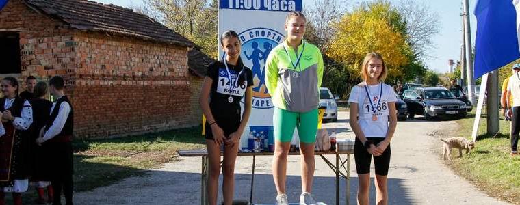 АТЛЕТИКА: Виктория Кондакова спечели състезанието по спортно ходене в Койнаре при децата