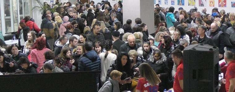 Есенна трудова борса събра работодатели от различни сектори в Добрич (ВИДЕО)