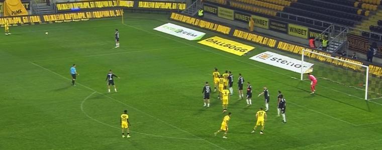 ФУТБОЛ: Добруджа загуби от Ботев след обрат