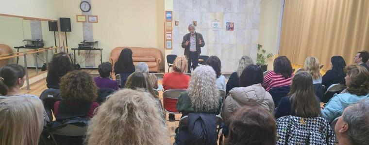 Голям интерес към лекцията „Стратегии за справяне със стрес и душевни кризи“ на проф. Николай Колишев