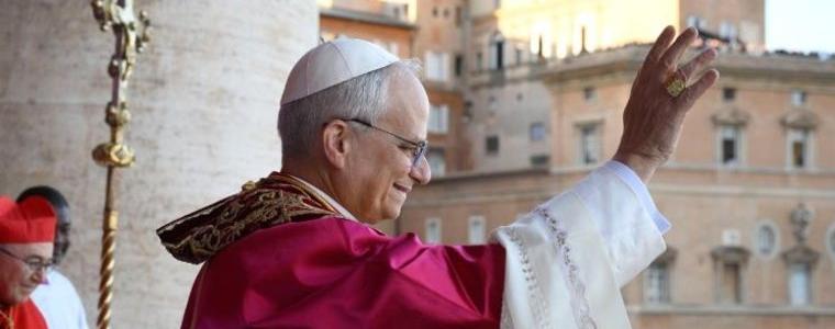 Папата призова световните лидери да подадат ръка на бедните